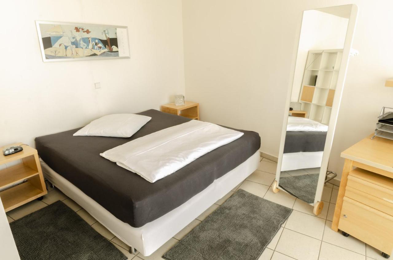 Boarding-Potsdam Aparthotel Ngoại thất bức ảnh